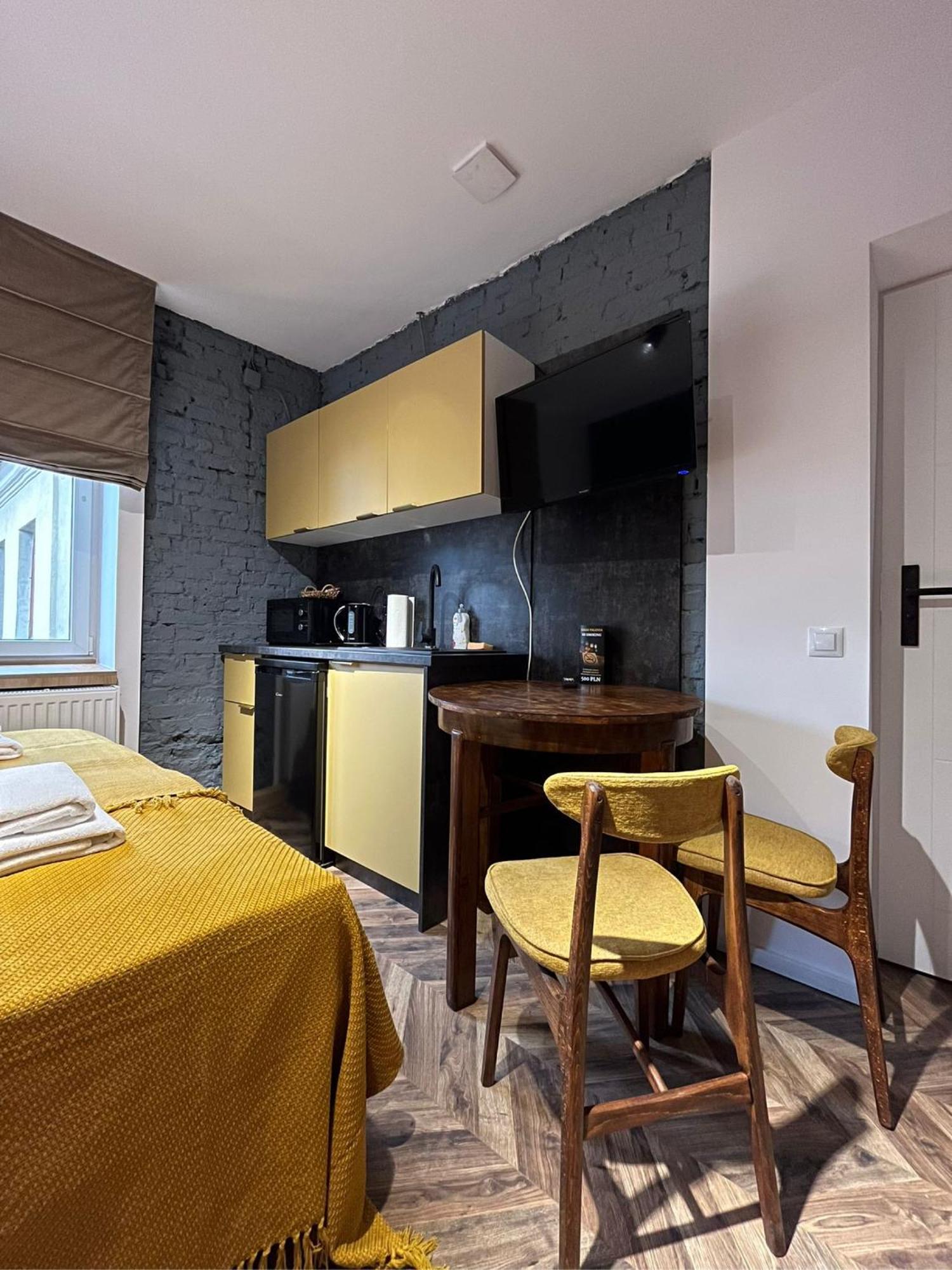 Apartamenty Piotrkowska 28 By Good Time Lodz  Exterior photo
